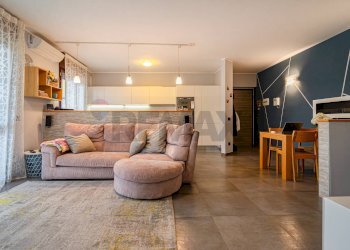 Sala da pranzo - Trilocale via Vespri Siciliani
 
5, Parabiago - foto 21