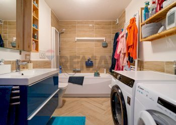 Bagno - Trilocale via Vespri Siciliani
 
5, Parabiago - foto 25