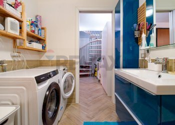 Lavanderia - Trilocale via Vespri Siciliani
 
5, Parabiago - foto 26