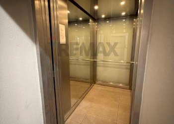 Ricezione / Lobby - Box Via Carlo Imbonati
 
62/2, Milano - foto 15