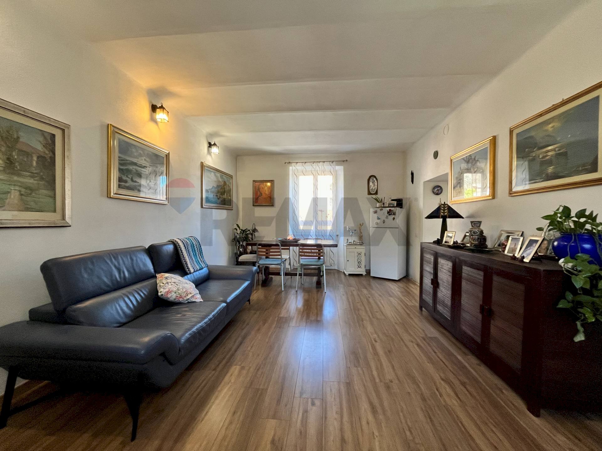 Sala da pranzo - Quadrilocale Via Gritti
 
52, Induno Olona - foto 3