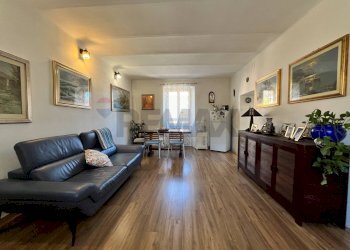 Sala da pranzo - Quadrilocale Via Gritti
 
52, Induno Olona - foto 2