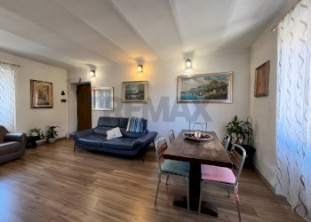 Sala da pranzo - Quadrilocale Via Gritti
 
52, Induno Olona - foto 10