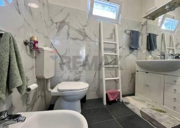 Bagno - Quadrilocale Via Gritti
 
52, Induno Olona - foto 11