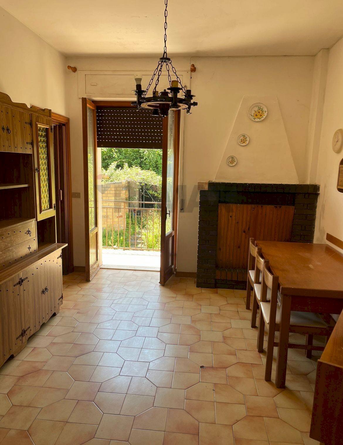 Sala da pranzo - Apartment Località Giardino
 
34, Guardiagrele - photo 1