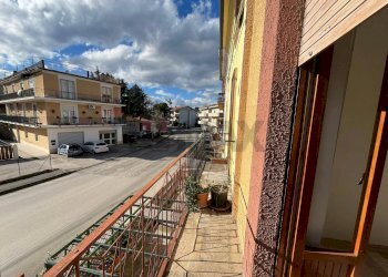 Balcone - Casa semi indipendente Via Ortonese
 
62, Orsogna - foto 7