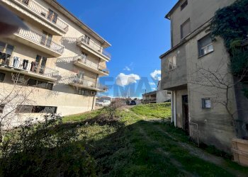 Edificio all\'aperto - Casa semi indipendente Via Ortonese
 
62, Orsogna - foto 22