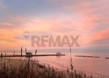 Vista dell\'acqua - Casa semi indipendente Via Nazionale Adriatica
 
74, San Vito Chietino - foto 1