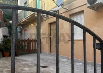 Scale - Casa semi indipendente Via Nazionale Adriatica
 
74, San Vito Chietino - foto 5