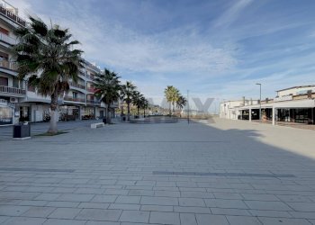 Edificio all\'aperto - Casa semi indipendente Via Nazionale Adriatica
 
74, San Vito Chietino - foto 42