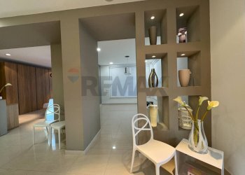 Hall / corridoio - Commercial Premises Via Francesco Paolo Tosti
1, Altino - photo 8