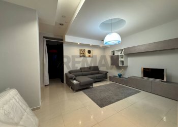 Soggiorno - Commercial Premises Via Francesco Paolo Tosti
1, Altino - photo 16