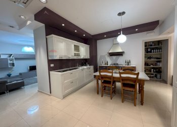 Cucina - Commercial Premises Via Francesco Paolo Tosti
1, Altino - photo 30