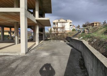 Edificio all\'aperto - Casa semi indipendente Via Neviera
 
snc, Roccascalegna - foto 3
