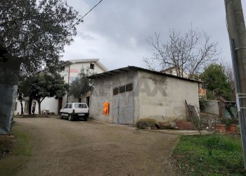 Casa all\'aperto - Casa semi indipendente C.da Macchie
 
37, Roccascalegna - foto 7