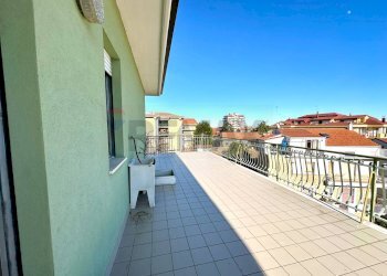 Terrazza - Appartamento Viale Cappuccini
 
129, Lanciano - foto 13