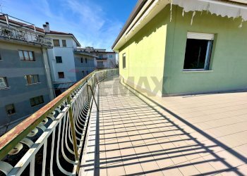Balcone - Appartamento Viale Cappuccini
 
129, Lanciano - foto 29