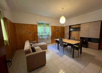 Sala da pranzo - Casa indipendente Via Olmo di Riccio
 
66, Lanciano - foto 8