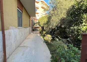 Edificio all\'aperto - Casa indipendente Via Olmo di Riccio
 
66, Lanciano - foto 64