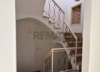 Scale - Casa semi indipendente Via IV Novembre
 
4, San Vito Chietino - foto 25