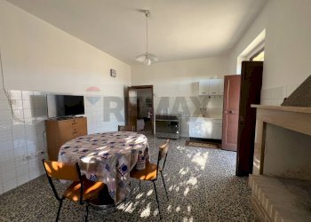 Sala da pranzo - Rustico Via San Silvestro
 
92, Fossacesia - foto 13