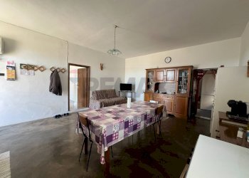 Sala da pranzo - Rustico Via San Silvestro
 
92, Fossacesia - foto 15