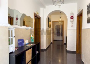 Hall / corridoio - Casa indipendente Guardiagrele - foto 61