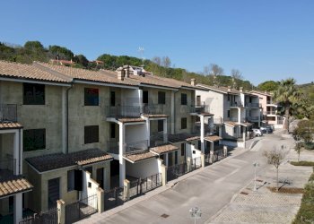 Edificio all\'aperto - Three-room apartment Via Adriatica Nord
 
75, San Vito Chietino - photo 1