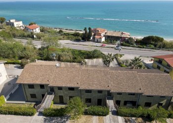 Vista dell\'acqua - Trilocale Via Adriatica Nord
 
75, San Vito Chietino - foto 12