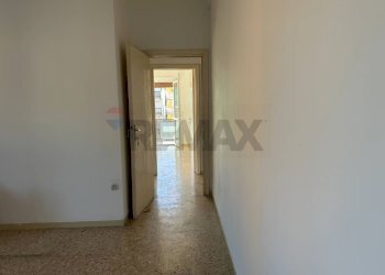 Hall / corridoio - Appartamento Via Enrico Fermi
 
2, Lanciano - foto 15