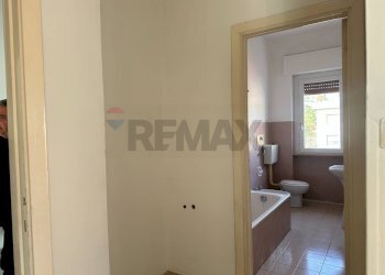 Bagno - Appartamento Via Enrico Fermi
 
2, Lanciano - foto 17