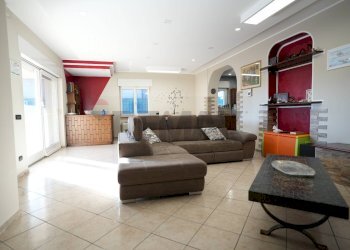 Soggiorno - Casa indipendente Via Piano La Barca
 
10, Paglieta - foto 3