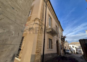 Edificio all\'aperto - Casa semi indipendente VIA GIUSEPPE NELLI
 
21, Paglieta - foto 4