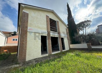 Casa all\'aperto - Casa indipendente Via Ferro di Cavallo, Lanciano - foto 3