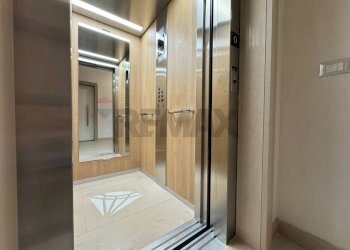 Ricezione / Lobby - Quadrilocale Viale Martiri VI Ottobre
 
18, Lanciano - foto 8