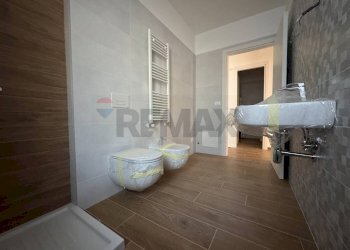 Bagno - Quadrilocale Viale Martiri VI Ottobre
 
18, Lanciano - foto 15