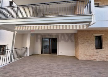 Terrazza - Quadrilocale Viale Martiri VI Ottobre
 
18, Lanciano - foto 26