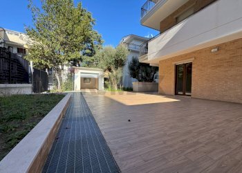 Terrazza - Quadrilocale Viale Martiri VI Ottobre
 
18, Lanciano - foto 28