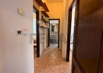 Hall / corridoio - Trilocale Via Della Libertà
 
8, Roccascalegna - foto 14