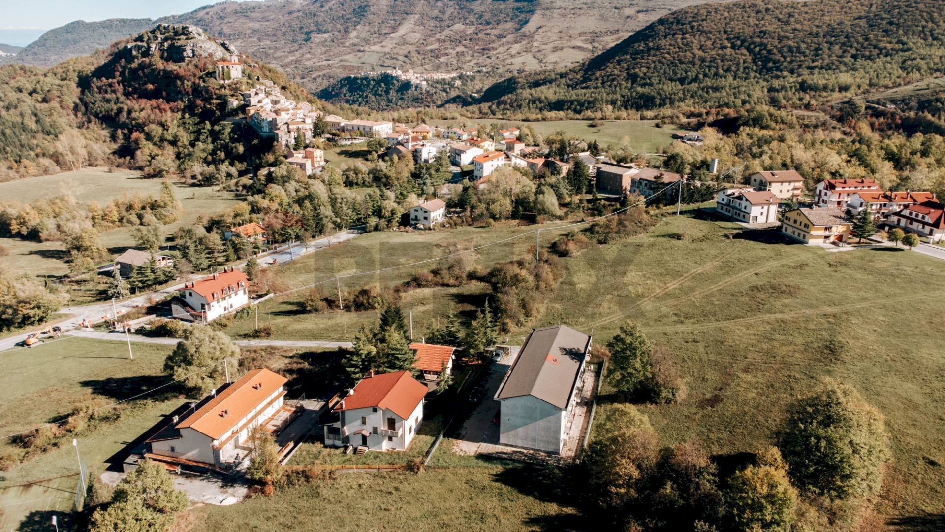 Vista delle montagne - Villa Via Nuova Rotabile
 
snc, Rosello - foto 3