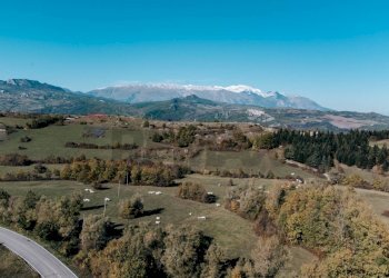 Vista delle montagne - Villa Via Nuova Rotabile
 
snc, Rosello - foto 8