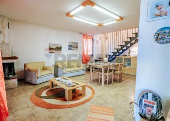 Sala da pranzo - Villa Via Nuova Rotabile
 
snc, Rosello - foto 21