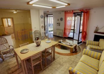 Sala da pranzo - Villa Via Nuova Rotabile
 
snc, Rosello - foto 36