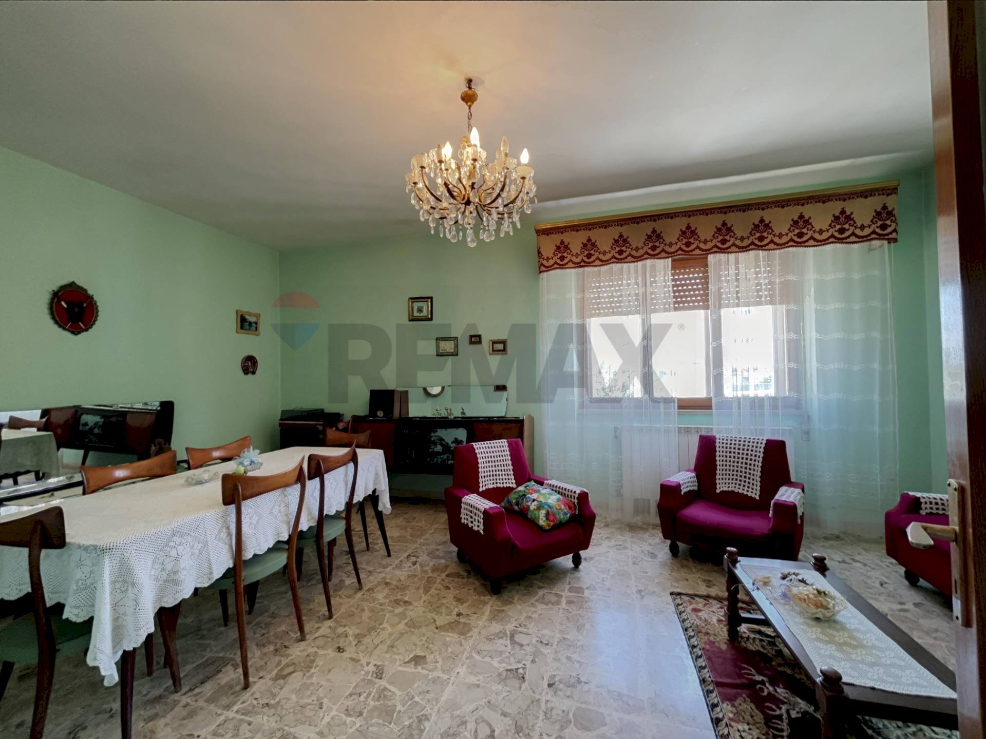 Sala da pranzo - Appartamento Via Trentino La Barba
 
6, Lanciano - foto 1