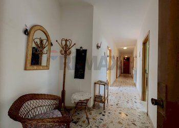 Hall / corridoio - Appartamento Via Trentino La Barba
 
6, Lanciano - foto 5