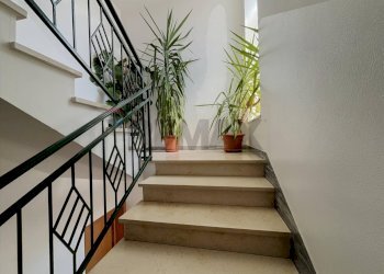 Scale - Appartamento Via Trentino La Barba
 
6, Lanciano - foto 31