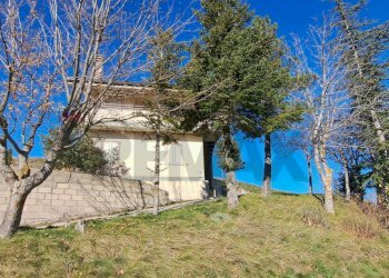 Non correlato - Villa Via Brigata Maiella
 
6, Montenerodomo - foto 2