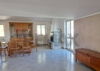 Sala da pranzo - Villa Via Brigata Maiella
 
6, Montenerodomo - foto 33