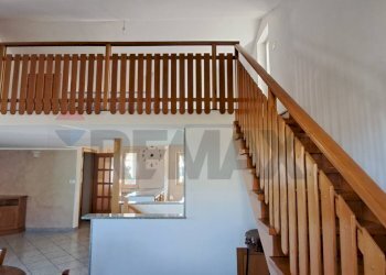 Scale - Villa Via Brigata Maiella
 
6, Montenerodomo - foto 41