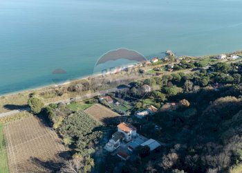 Vista dell\'acqua - Agricultural land Torino di Sangro - photo 5